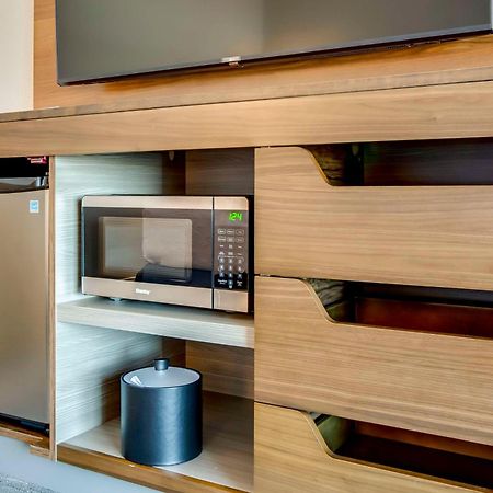 Hampton Inn & Suites By Hilton Louisville East Oxmoor Bagian luar foto